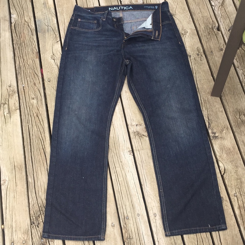 Nautica Jeans 33 x 30 relaxed fit almost new